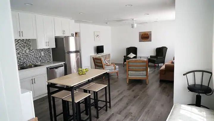 Furnished Finder property 374743_2 photo 8