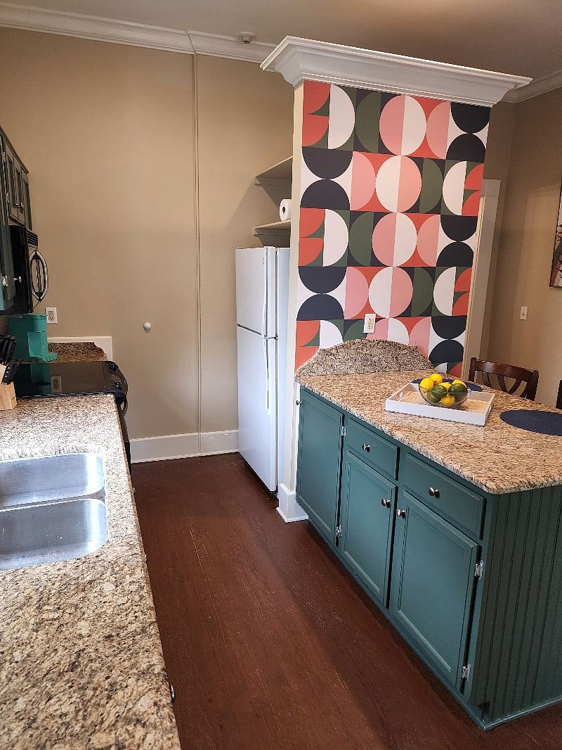 Furnished Finder property 374802_1 photo 3