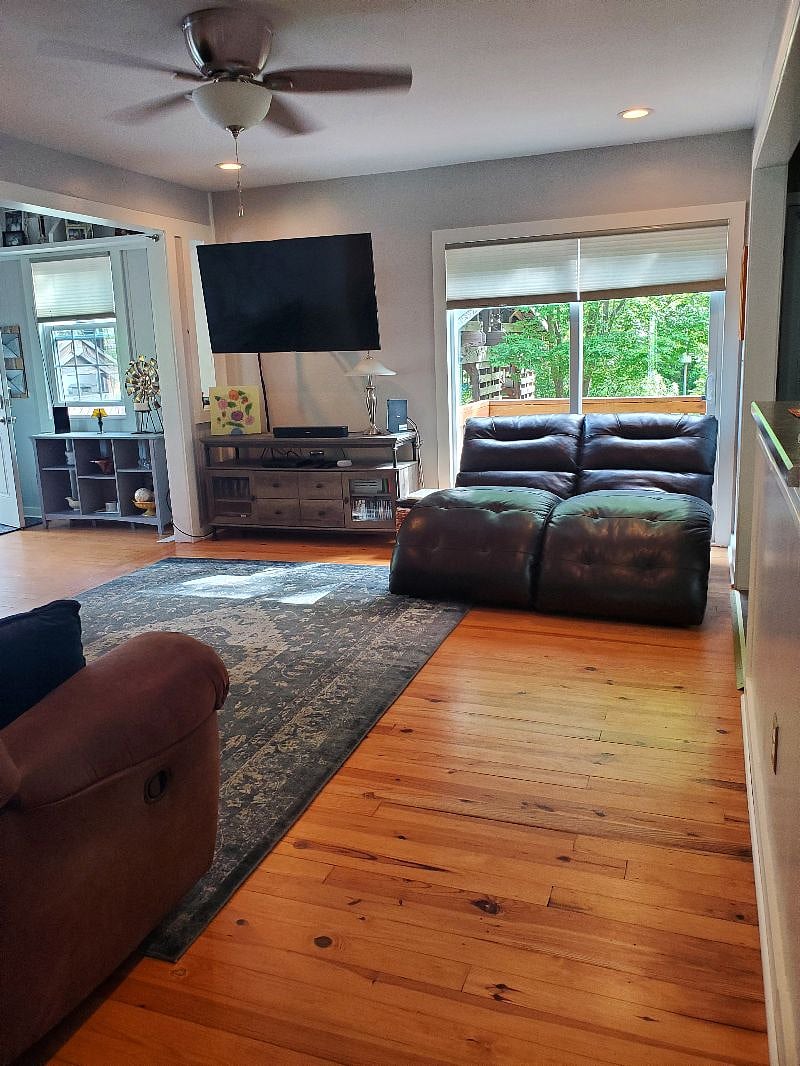Furnished Finder property 374823_1 photo 12