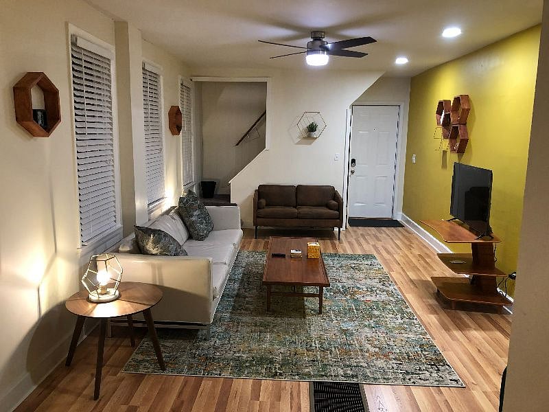 Furnished Finder property 374841_1 photo 18