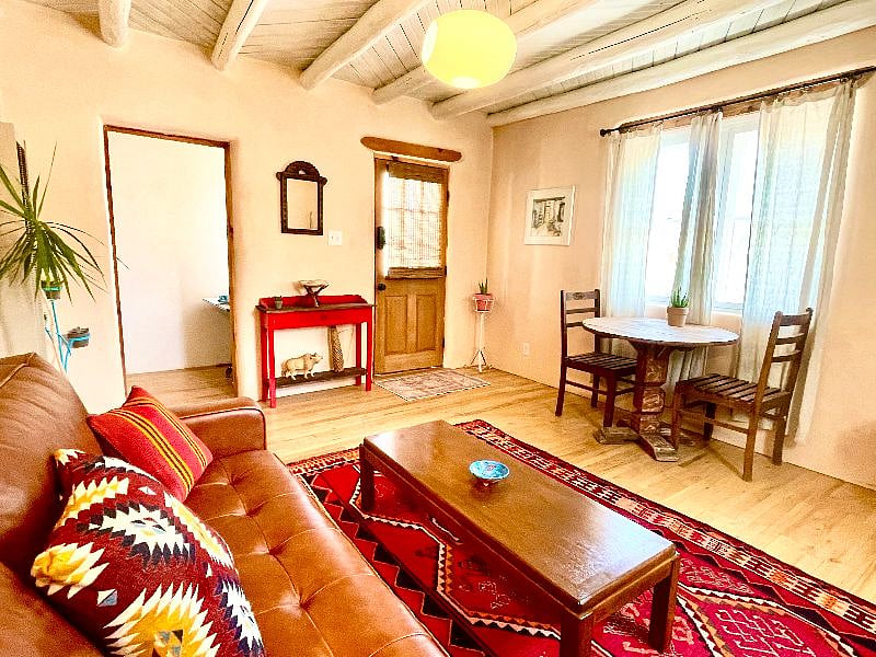 Furnished Finder property 374850_1 photo 3