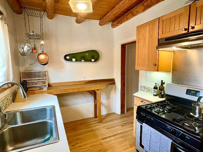 Furnished Finder property 374850_1 photo 8