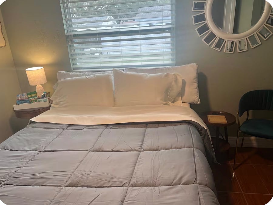 Furnished Finder property 374893_1 photo 17