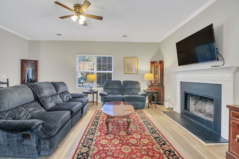 Furnished Finder property 374930_1 photo 4