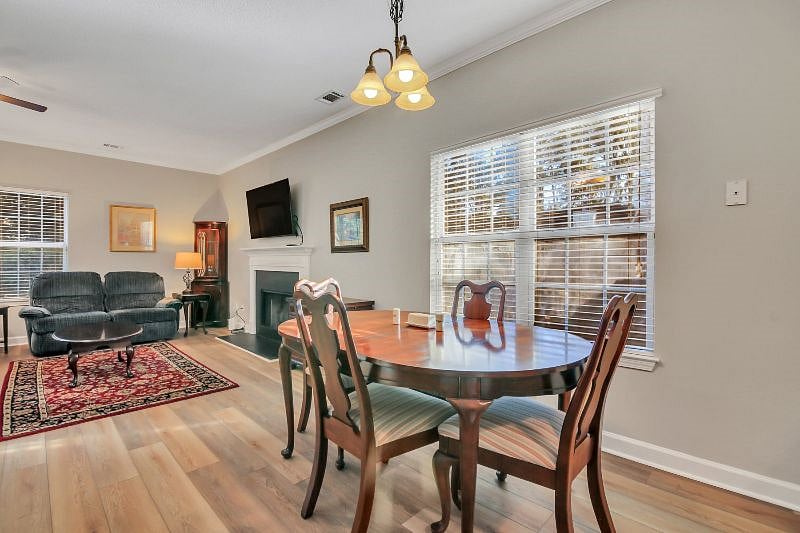 Furnished Finder property 374930_1 photo 5