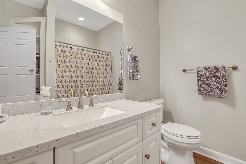 Furnished Finder property 374930_1 photo 17