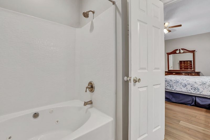 Furnished Finder property 374930_1 photo 14