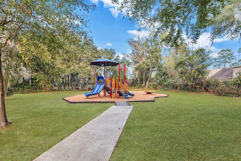 Furnished Finder property 374930_1 photo 23