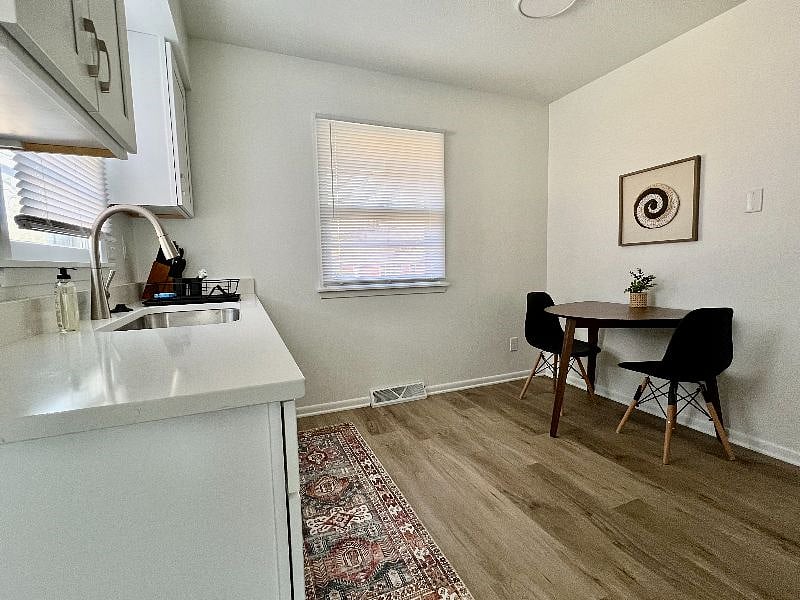 Furnished Finder property 374947_1 photo 15