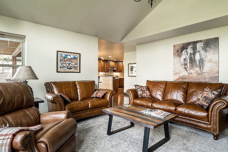 Furnished Finder property 374967_1 photo 6