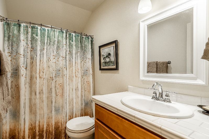 Furnished Finder property 374967_1 photo 12