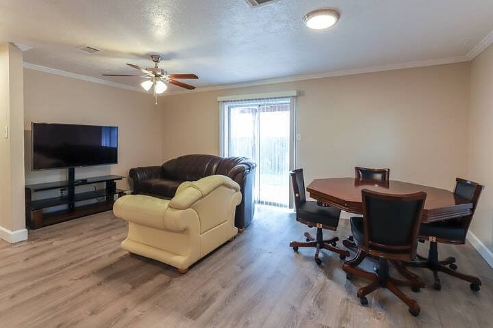 Furnished Finder property 374983_1 photo 3
