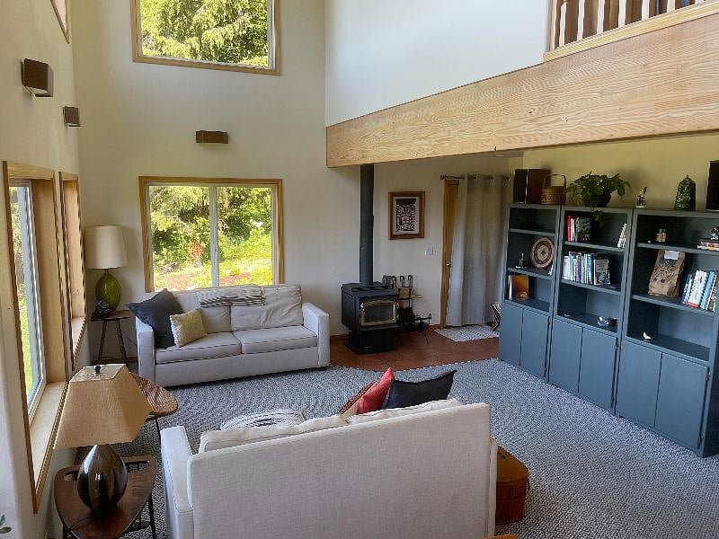 Furnished Finder property 374994_1 photo 7
