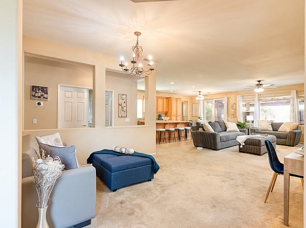 Furnished Finder property 375018_1 photo 1