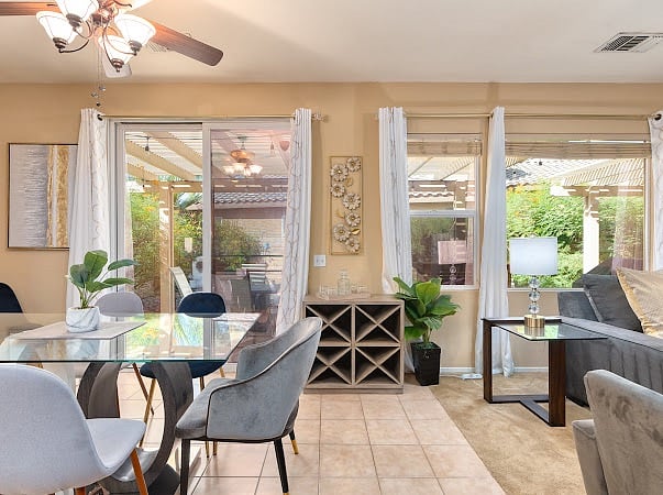 Furnished Finder property 375018_1 photo 4
