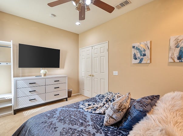 Furnished Finder property 375018_1 photo 13