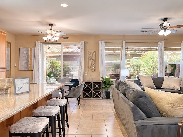 Furnished Finder property 375018_1 photo 12