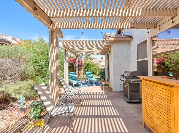 Furnished Finder property 375018_1 photo 26