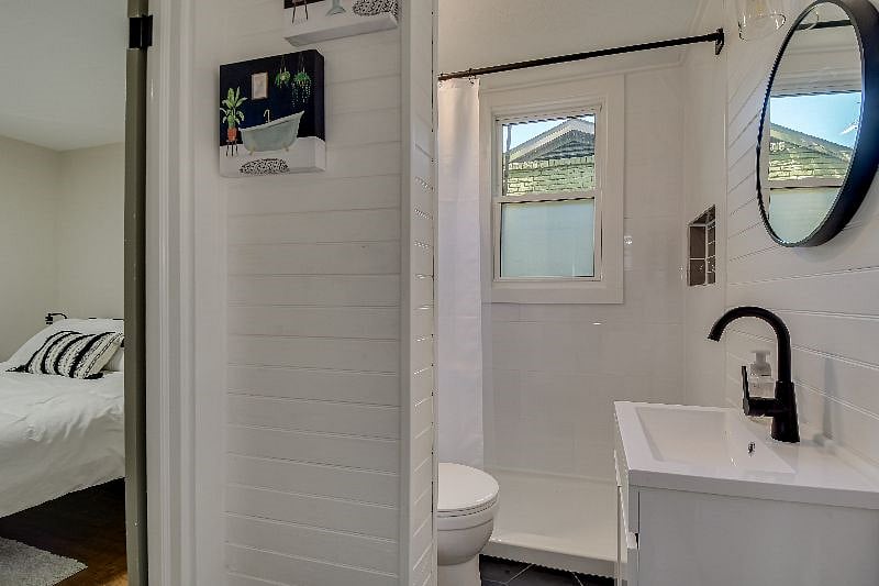 Furnished Finder property 375103_1 photo 22