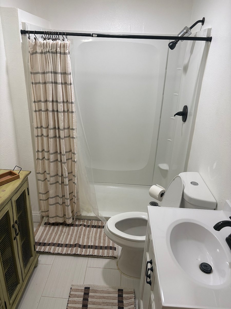 Furnished Finder property 375121_1 photo 12