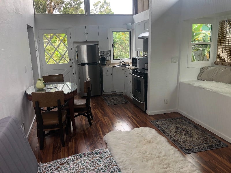 Furnished Finder property 375130_1 photo 3