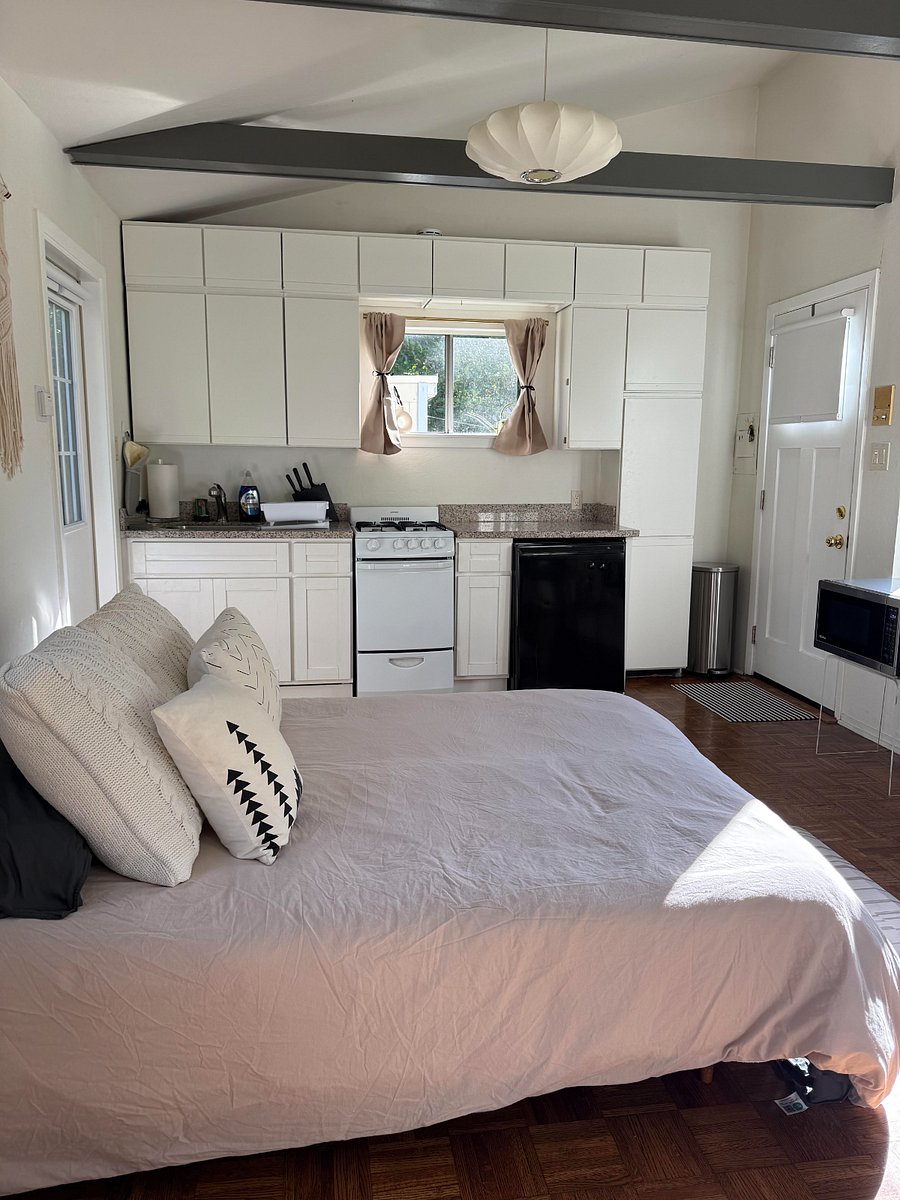 Furnished Finder property 375166_1 photo 9