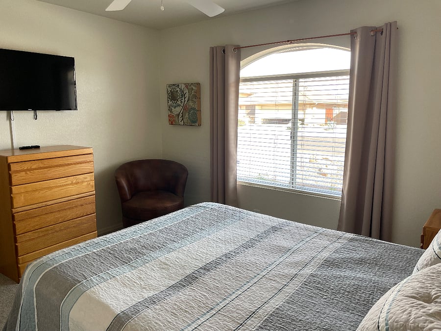 Furnished Finder property 375255_1 photo 17