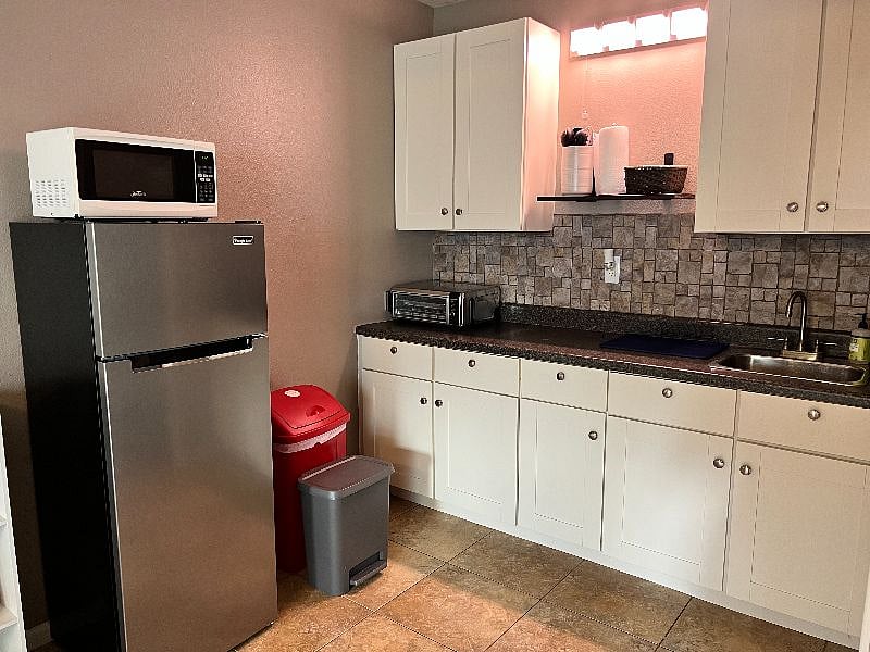 Furnished Finder property 375272_1 photo 8