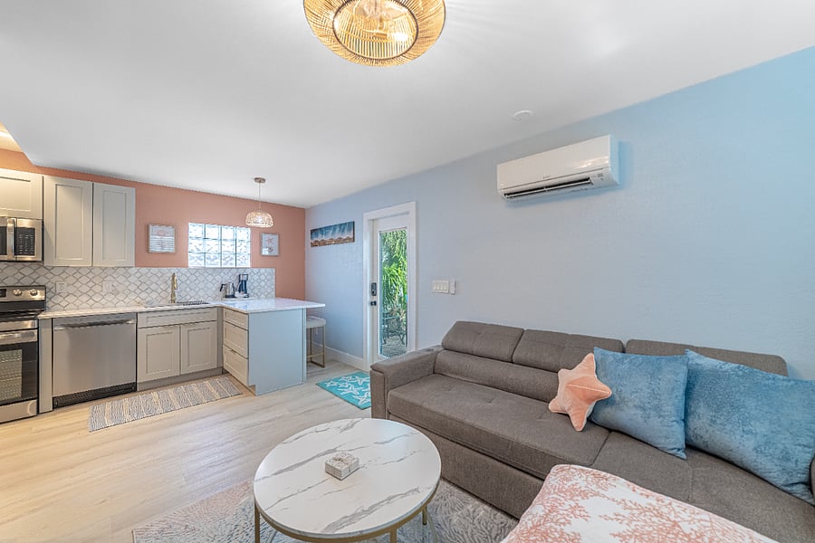 Furnished Finder property 375275_2 photo 8