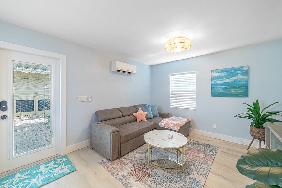 Furnished Finder property 375275_2 photo 9