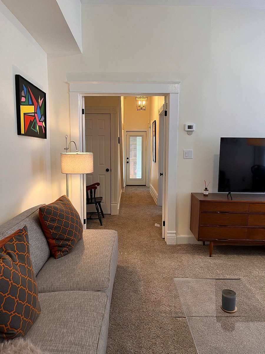 Living Room featuring Smart TV