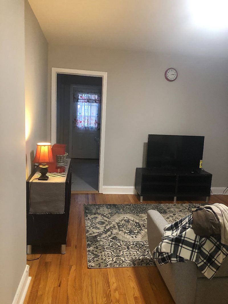 Furnished Finder property 375317_2 photo 8