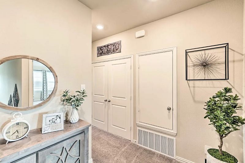 Furnished Finder property 375350_1 photo 8