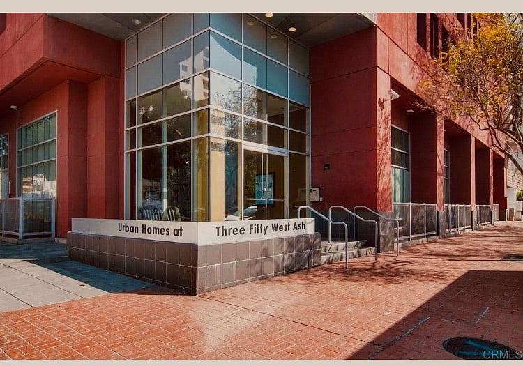 Front lobby takes you right to state street and ash. The farmers market is a 5 minute walk and Pappaleccos is two blocks from the front door.