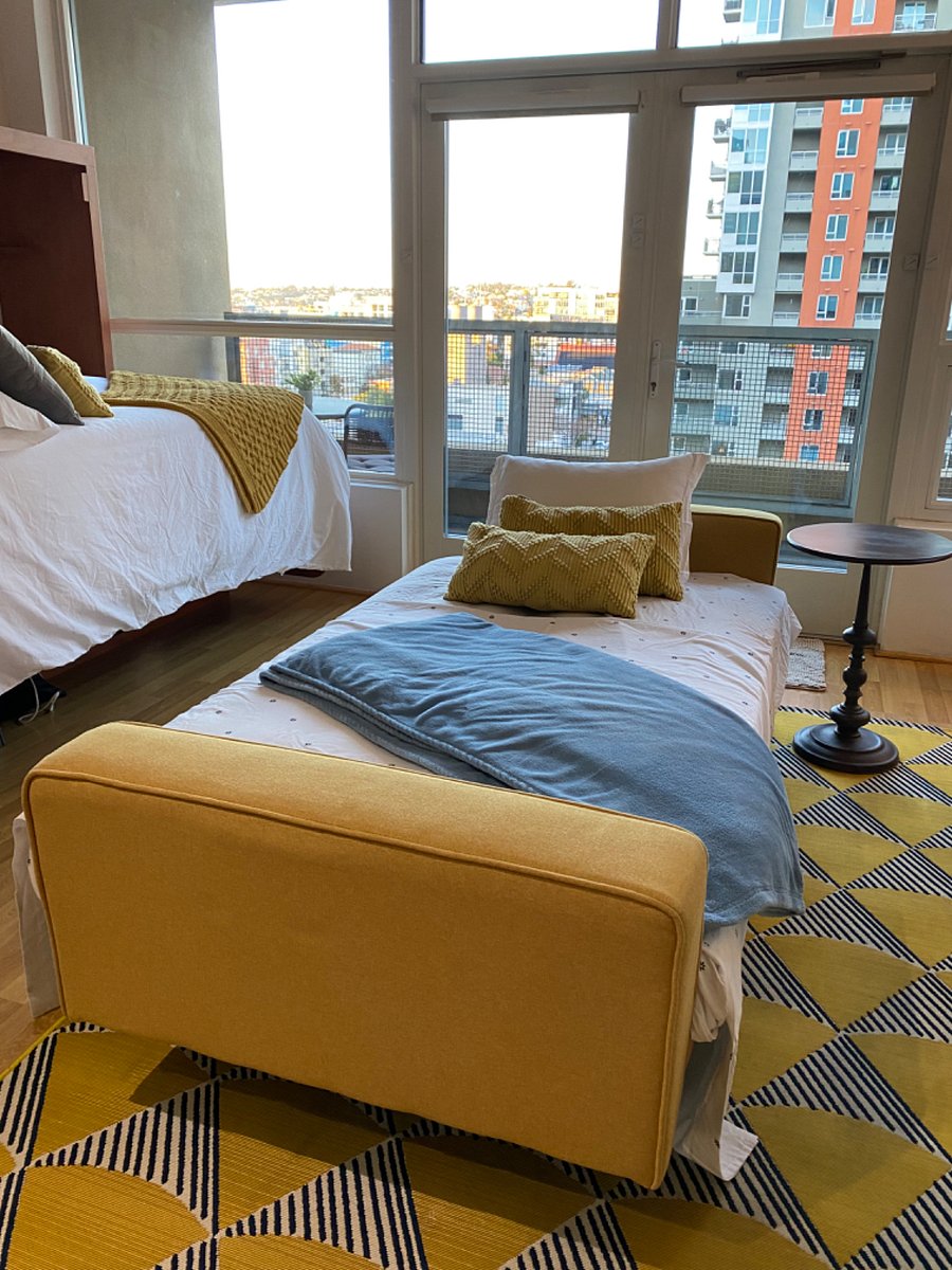XL Twin guest bed, fold open sofa