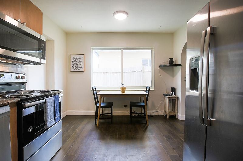Furnished Finder property 375406_2 photo 11