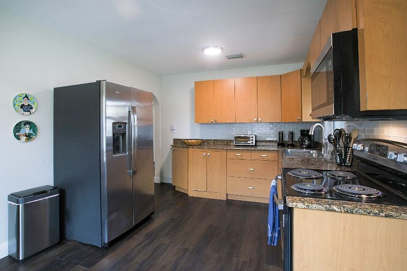 Furnished Finder property 375406_2 photo 12