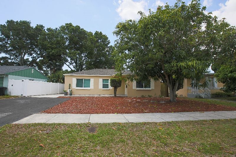 Furnished Finder property 375406_2 photo 4