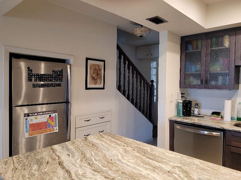 Furnished Finder property 375422_1 photo 16