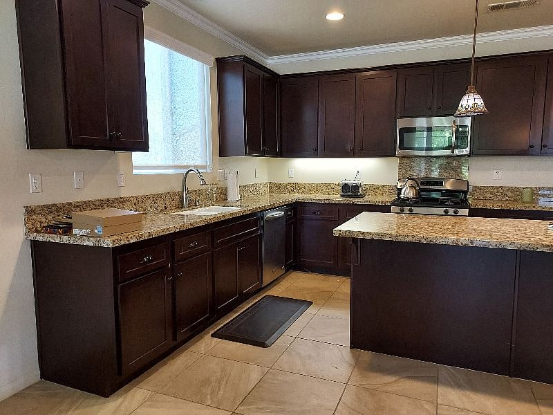 Furnished Finder property 375428_1 photo 4