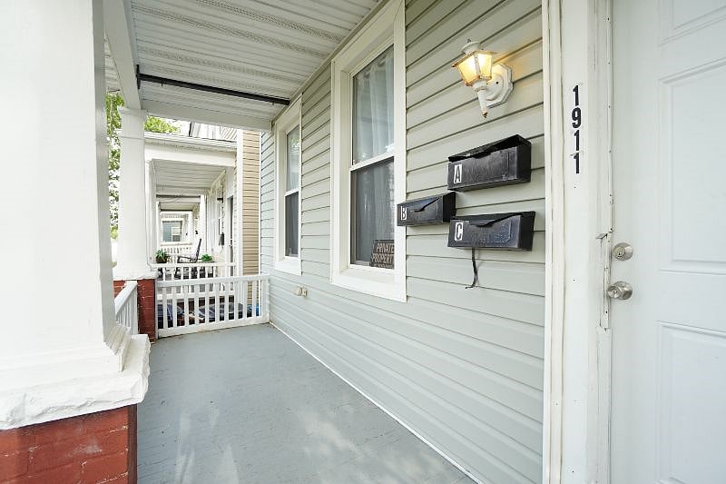 Furnished Finder property 375489_2 photo 11
