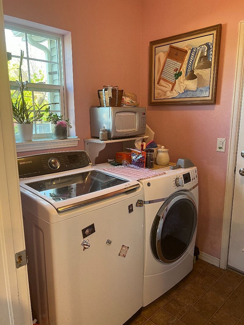 Furnished Finder property 375505_1 photo 9