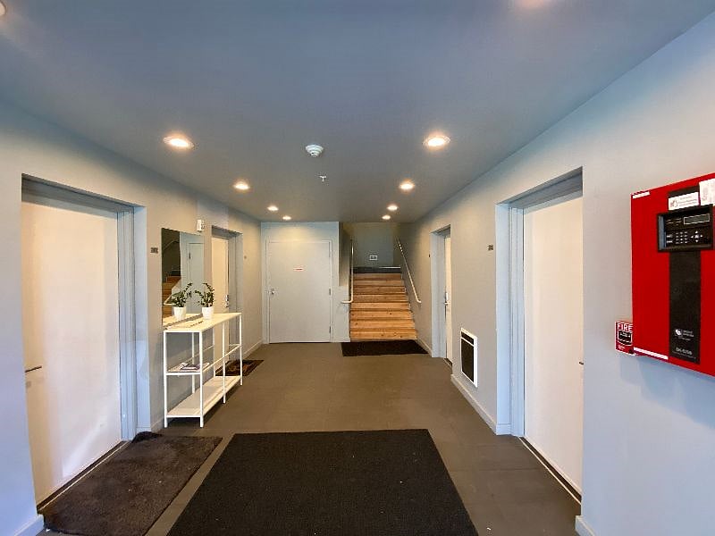 Furnished Finder property 375522_1 photo 4