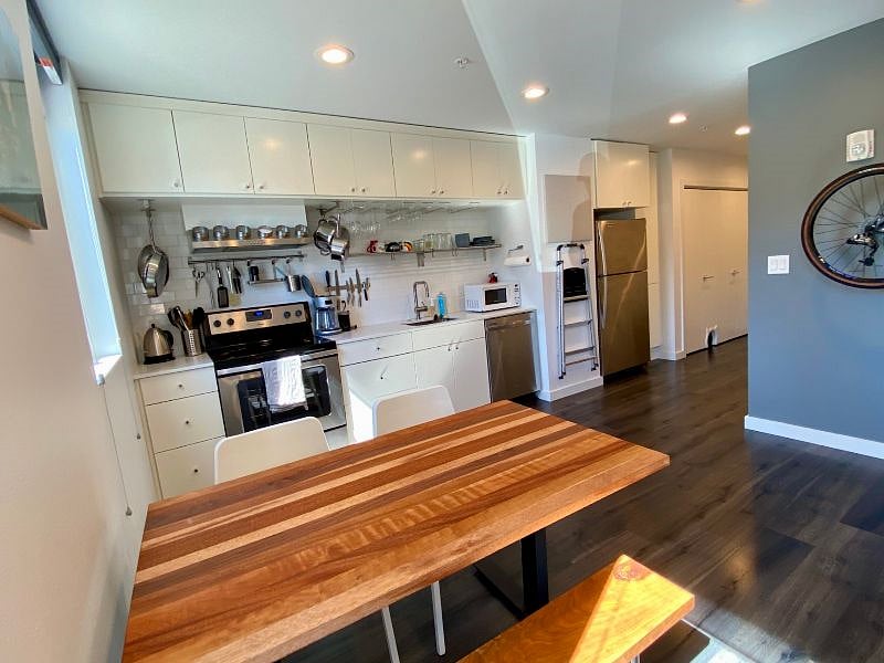 Furnished Finder property 375522_1 photo 14