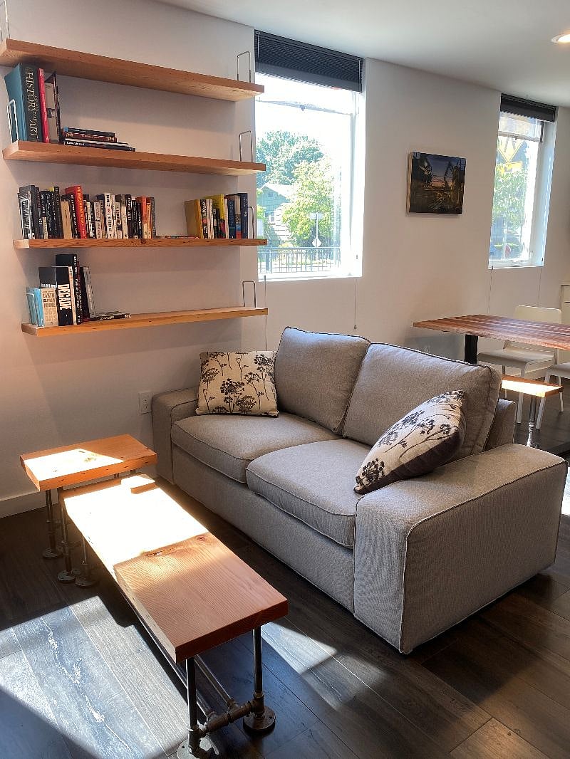 Furnished Finder property 375522_1 photo 21