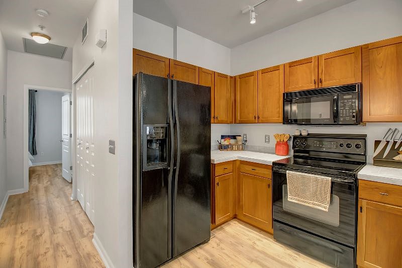 Furnished Finder property 375538_1 photo 6
