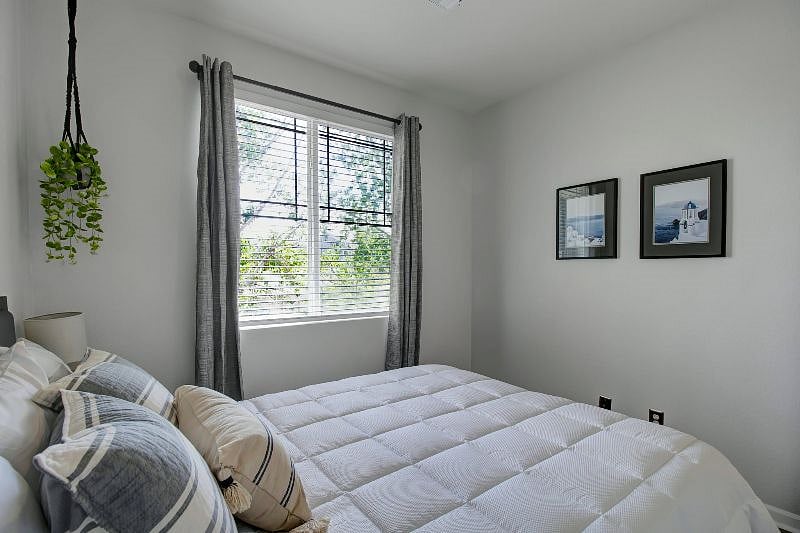 Furnished Finder property 375538_1 photo 14