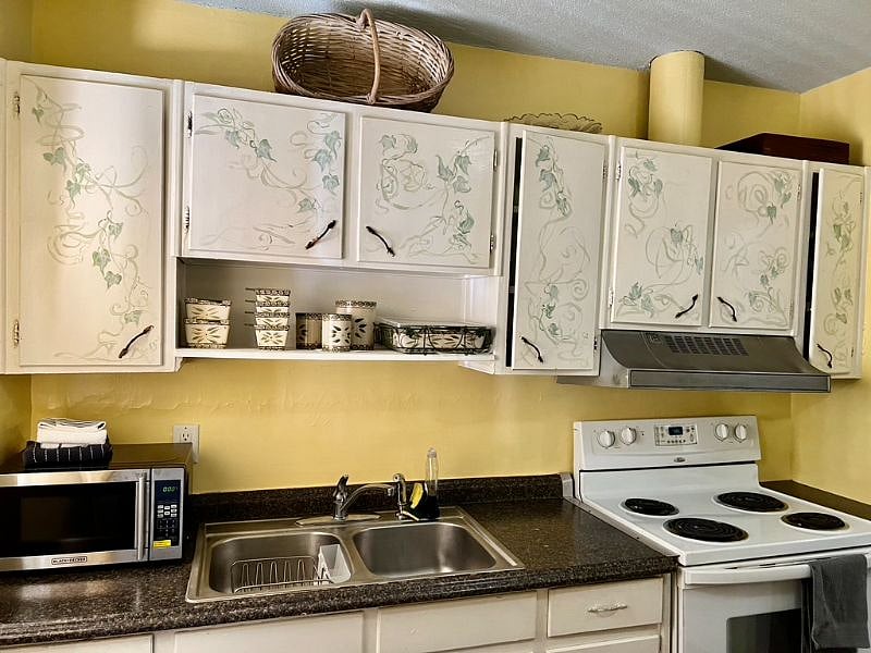 Furnished Finder property 375562_1 photo 4