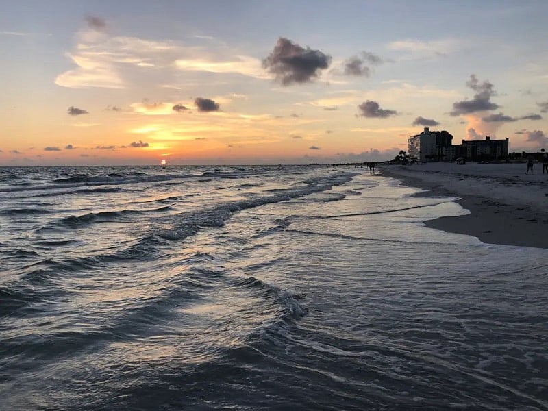Enjoy World Class Sunsets on St. Pete beach... 12 minutes away!