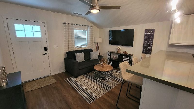Furnished Finder property 375732_1 photo 4
